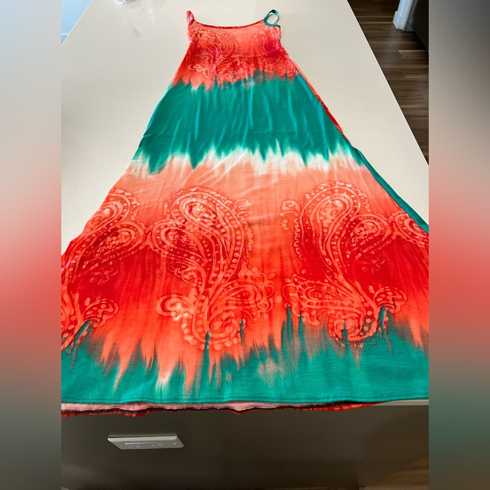 Woman’s long summer dress, size medium.